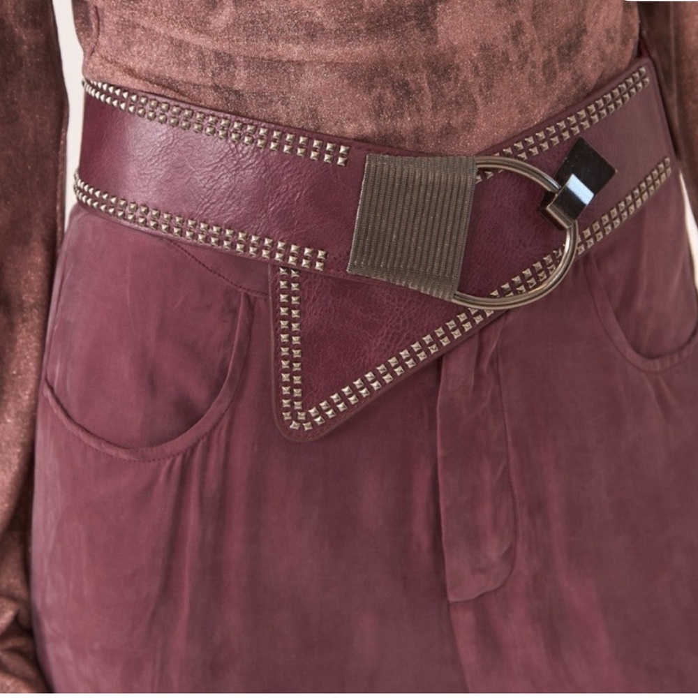 NKN Nekane Taupe Studded Stretch Belt Asymmetrical Faux Leather OS NWT - Picture 8 of 9